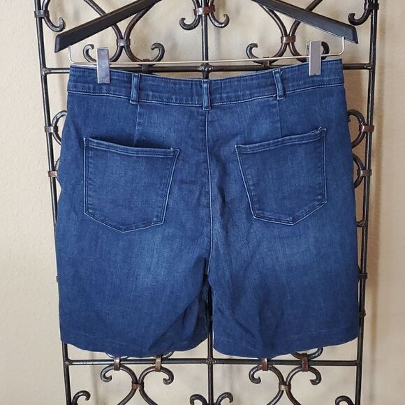 NYDJ Jean Bermuda Shorts - Size 6 - Picture 2 of 7
